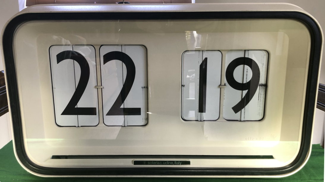 Solari Udine Cifra 12 Solari Udine Cifra 12 flip clock